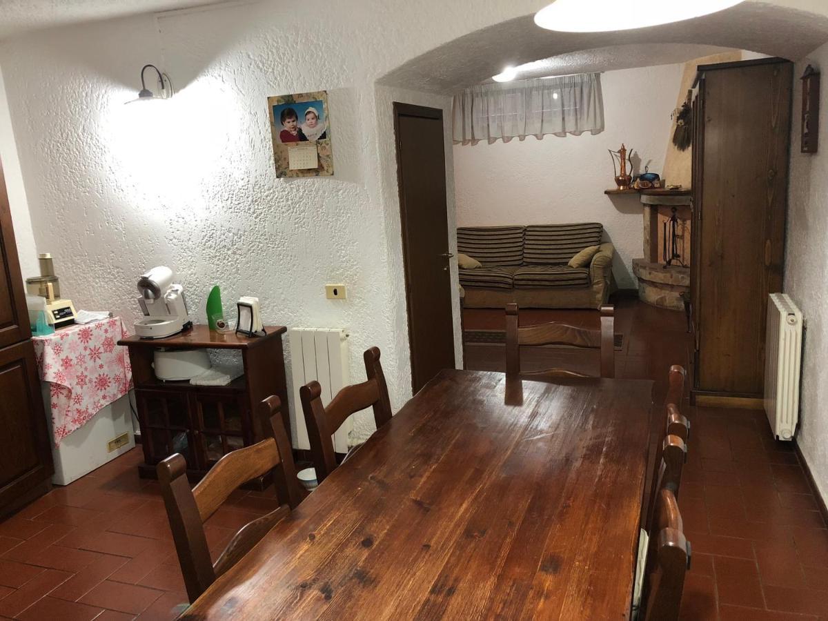 Casa Ceragioli Villa เวียเรจโจ ภายนอก รูปภาพ